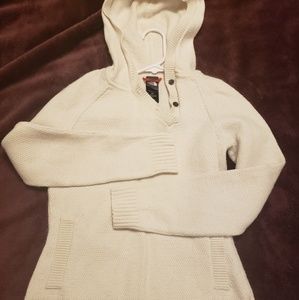 North Face Hooded Sweater with Front Pocket